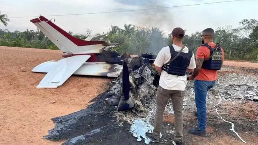 Imagem ilustrativa da imagem Avião invade espaço aéreo do Brasil e acaba interceptado pela FAB