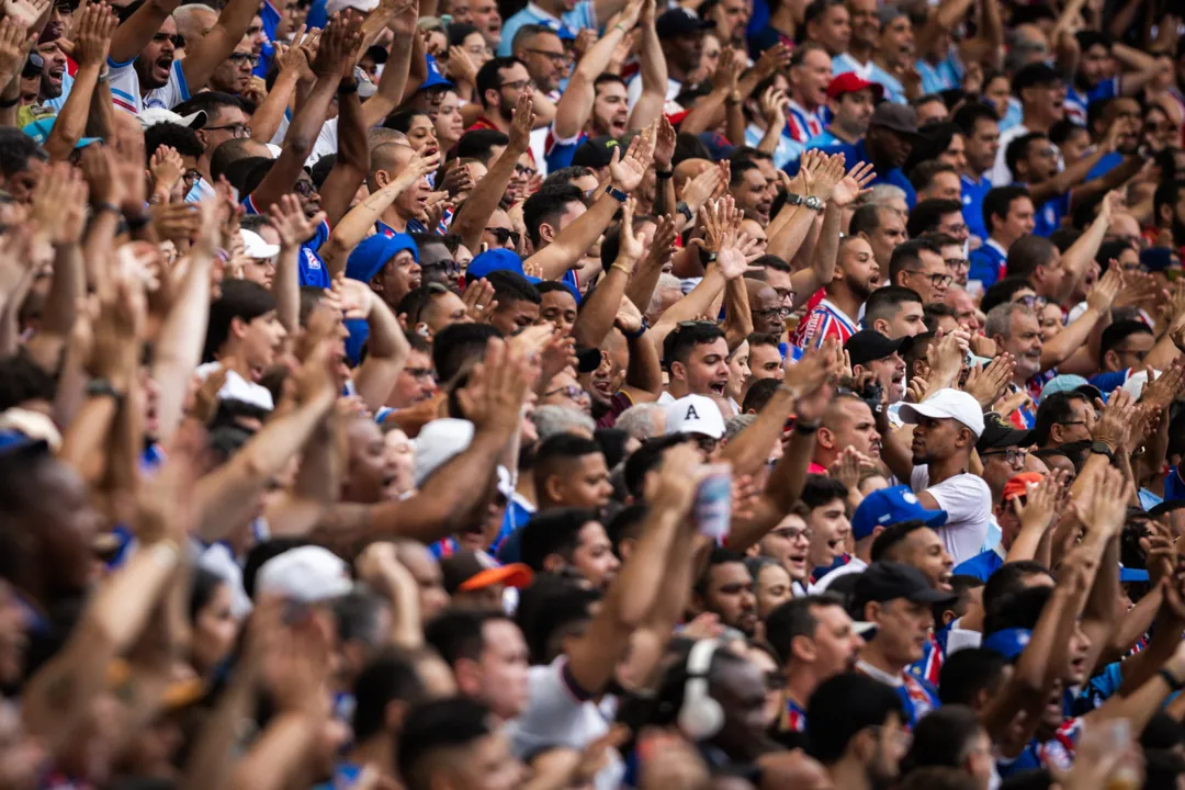 Fiel torcida Tricolor apoia o Bahia na Arena Fonte Nova