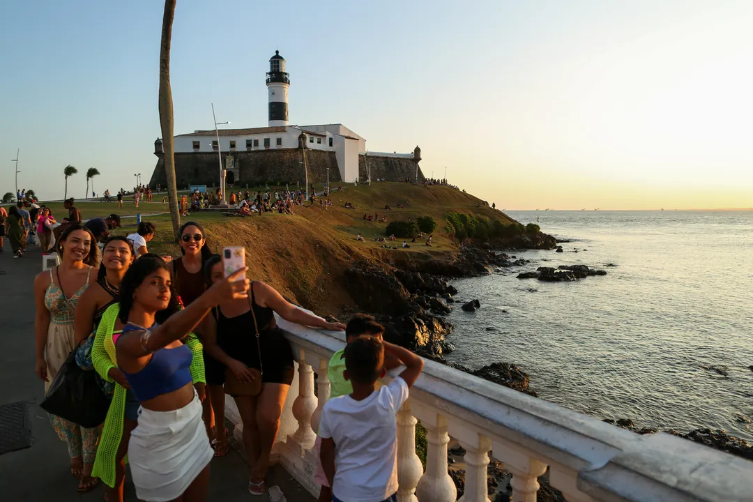 Até o fim do verão, mais de 9 milhões de turistas vão desembarcar na Bahia