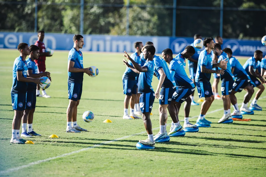 Jogadores do Bahia durante treino