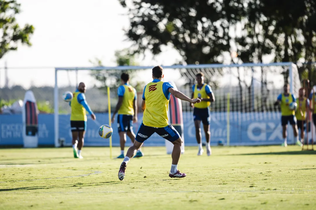 Tricolor fez treinamenos técnico-táticos no CT Evaristo de Macedo