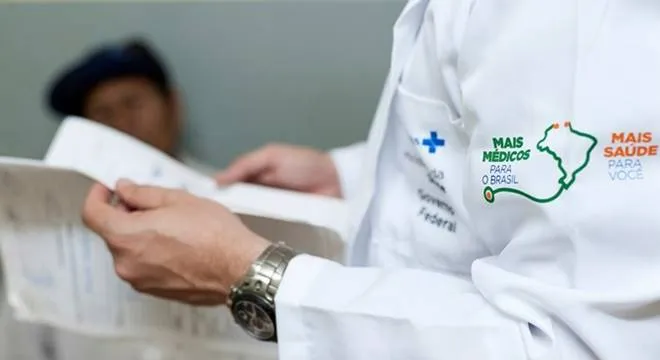 Desses, 95% das vagas foram preenchidas por profissionais registrados no Conselho Regional de Medicina (CRM) do Brasil