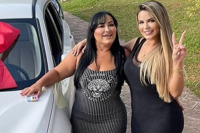 Deolane Bezerra e a mãe, Solange Bezerra