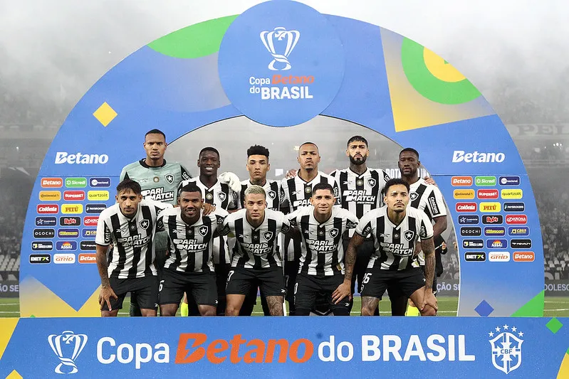 Time titular do Botafogo para jogo de ida das oitavas de final da Copa do Brasil contra o Bahia