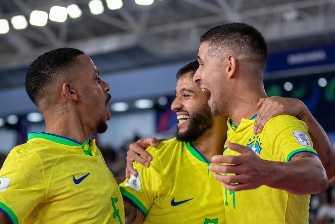 Seleção Brasileira venceu a Ucrânia e enfrentará vencedor de duelo entre Argentina e França