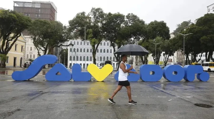 Final de semana pode ser de chuva em partes da capital baiana