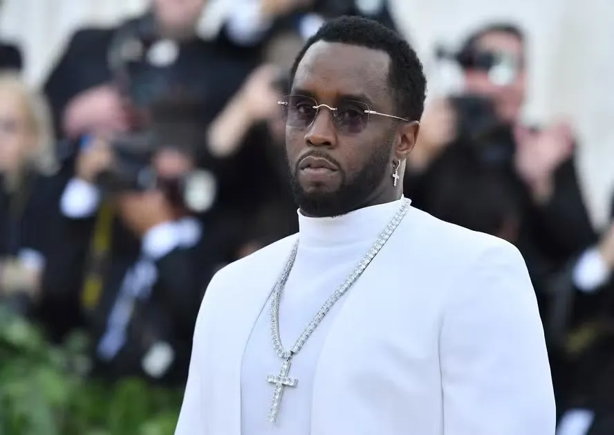 Sean John Combs também conhecido por seu nome artístico Diddy