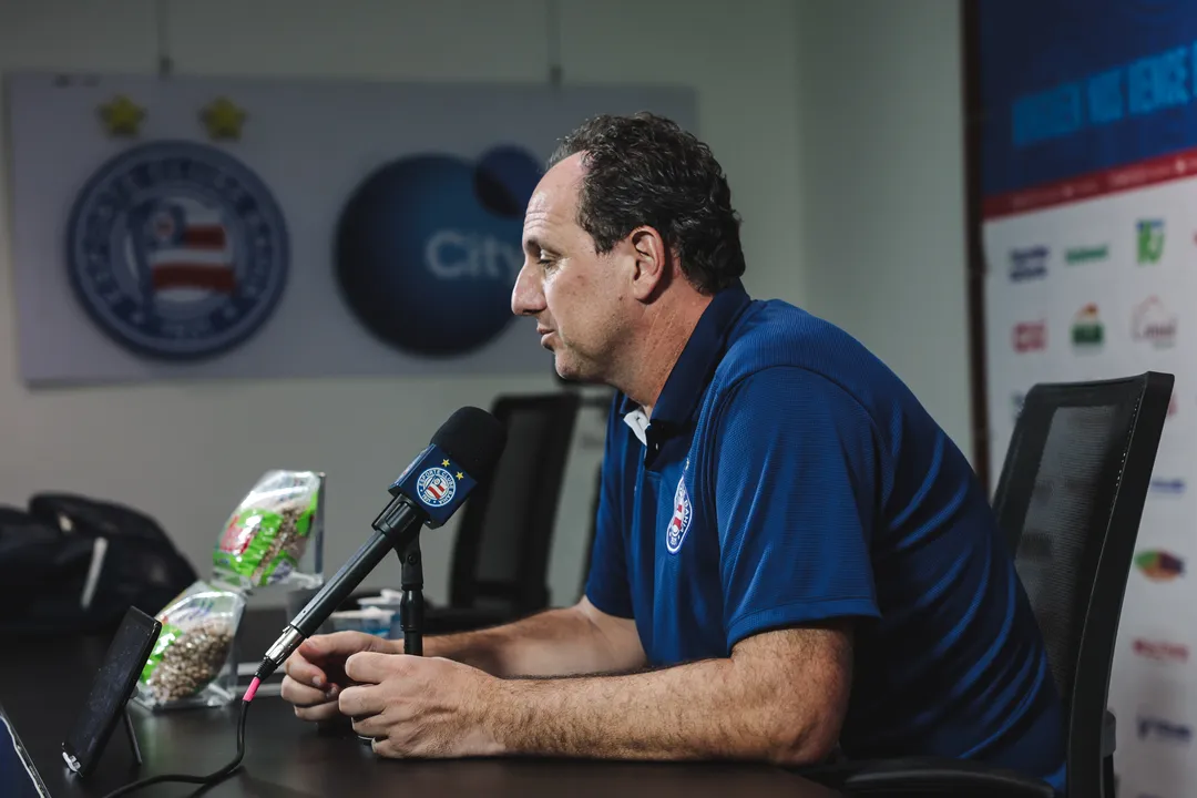 Rogério Ceni durante entrevista coletiva após partida contra o Atlético-MG