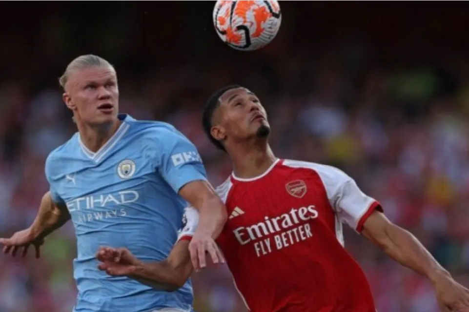 City e Arsenal tem protagonizado o principal duelo do futebol inglês nos últimos anos