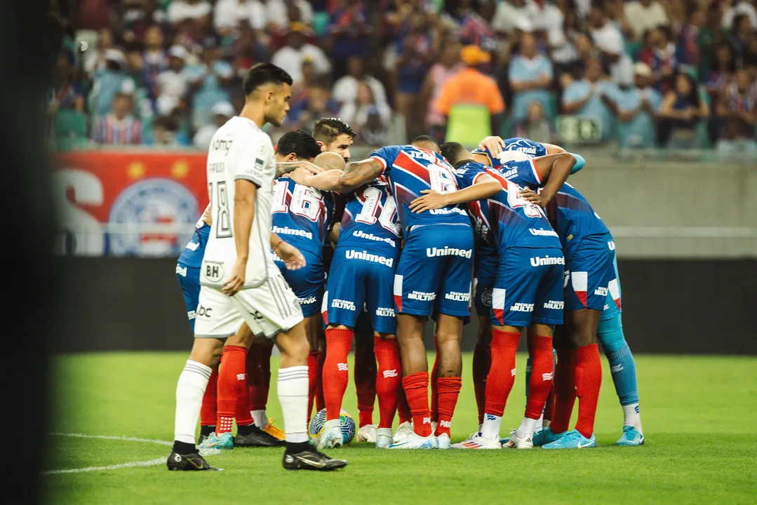 Esquadrão derrotou o Atlético-MG por 3 a 0 na noite deste domingo, 16