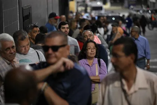 Imagem ilustrativa da imagem Começa a votação presidencial na Venezuela