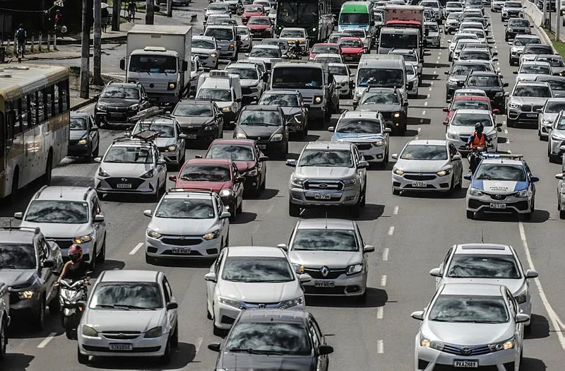 A frota tributável da Bahia é de cerca de 2,4 milhões de veículos