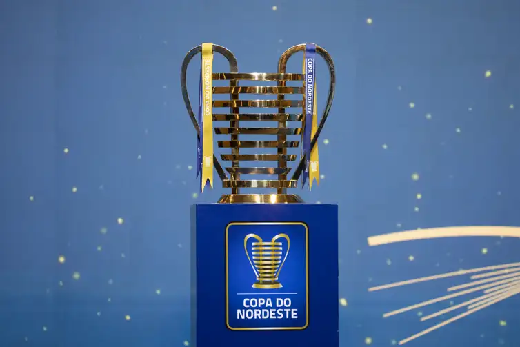 Taça de campeão da Copa do Nordeste