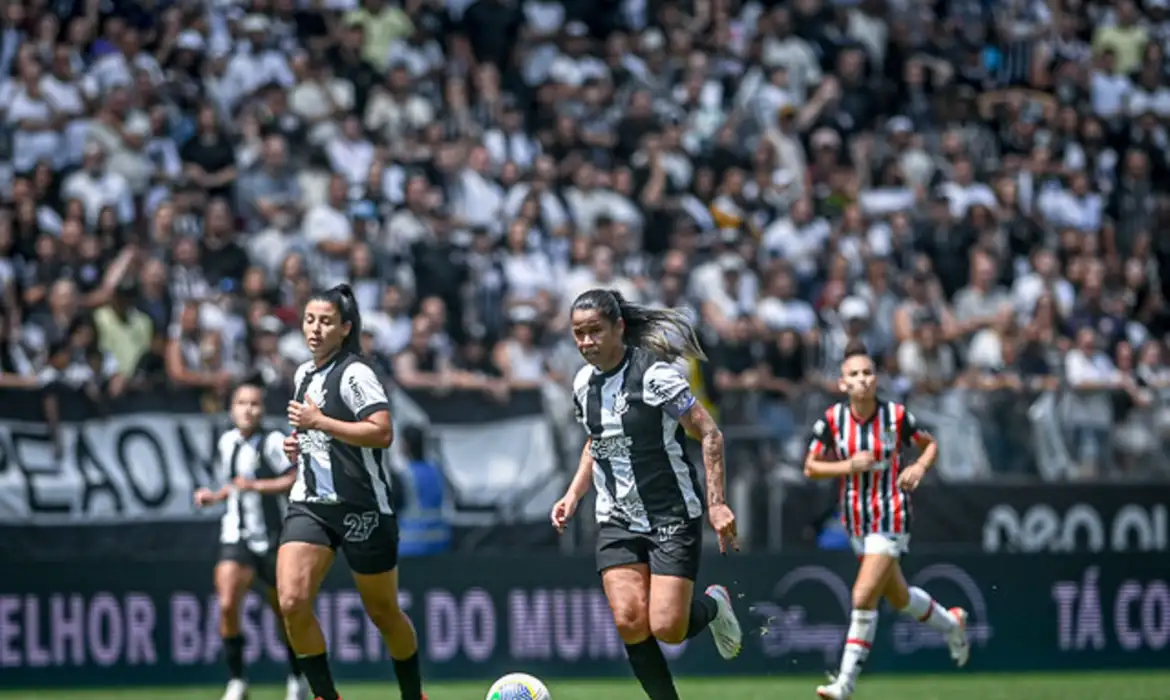 Brabas do Timão tem a hegemonia do futebol feminino