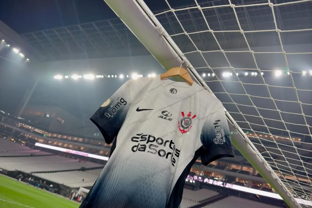 Camisa do Corinthians na Neo Química Arena