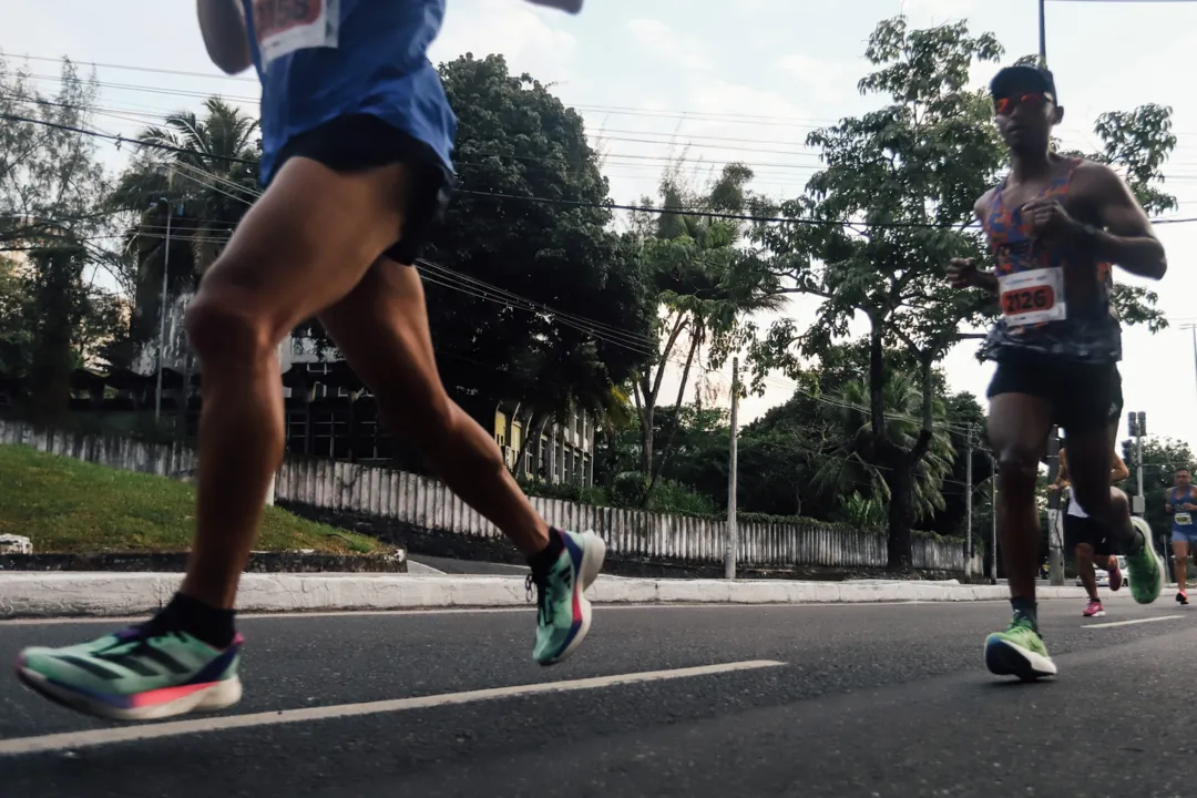 Corredores de rua durante A TARDE Run