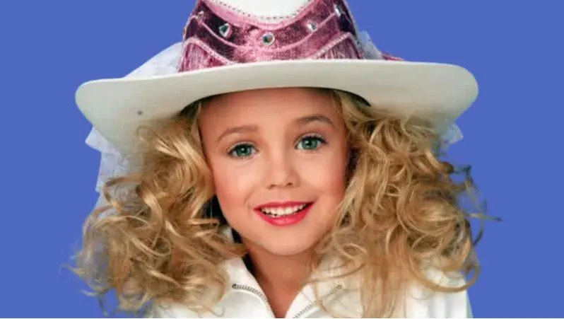 JonBenét Ramsey foi encontrada em porão na casa da família