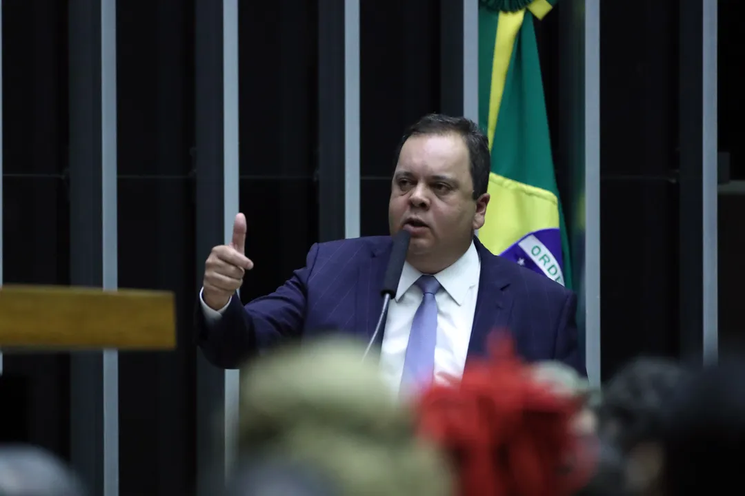 Elmar Nascimento fala em traição após sinalização de Lira a Motta