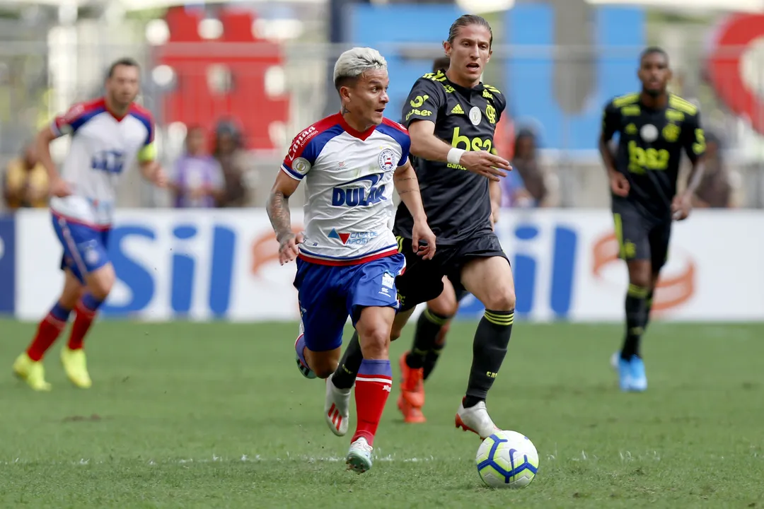 Filipe Luís estreou pelo Flamengo em 2019 contra o Bahia