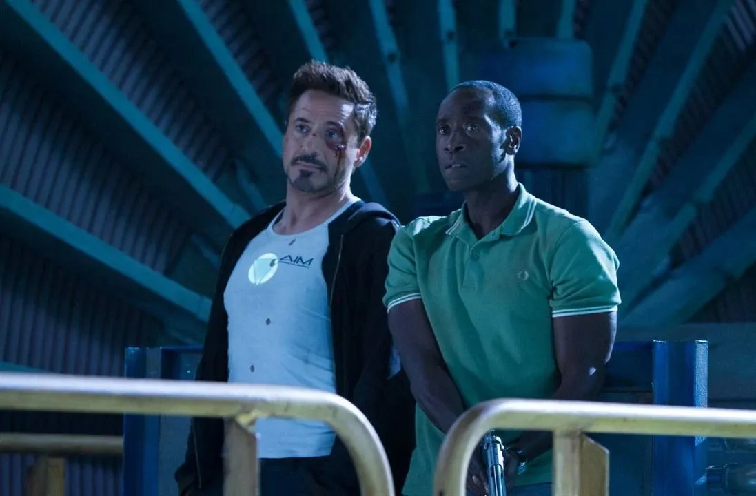 Robert Downey Jr. e Don Cheadle