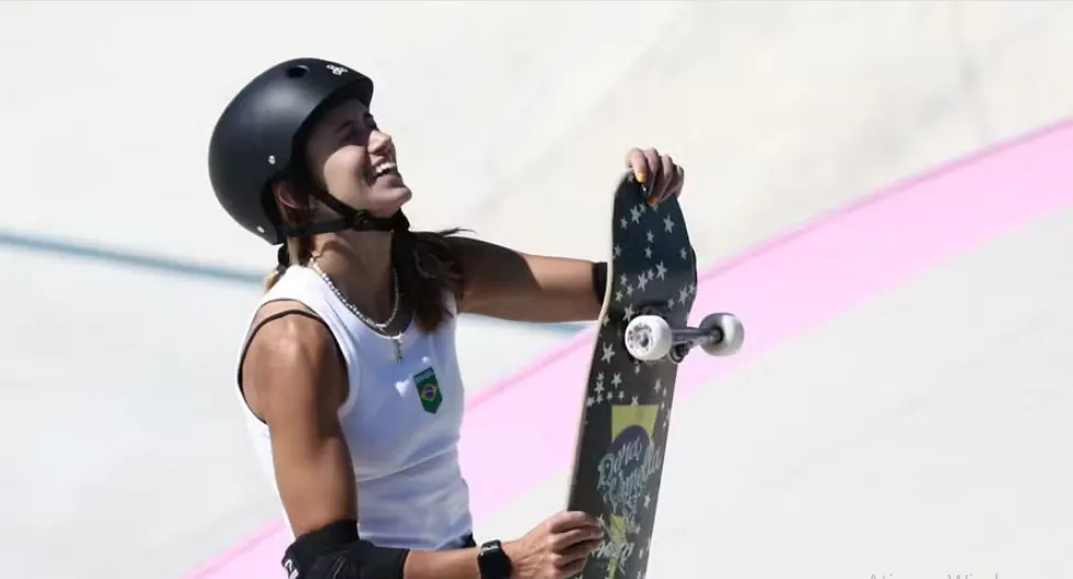 Dora Varella vai à final do skate park feminino