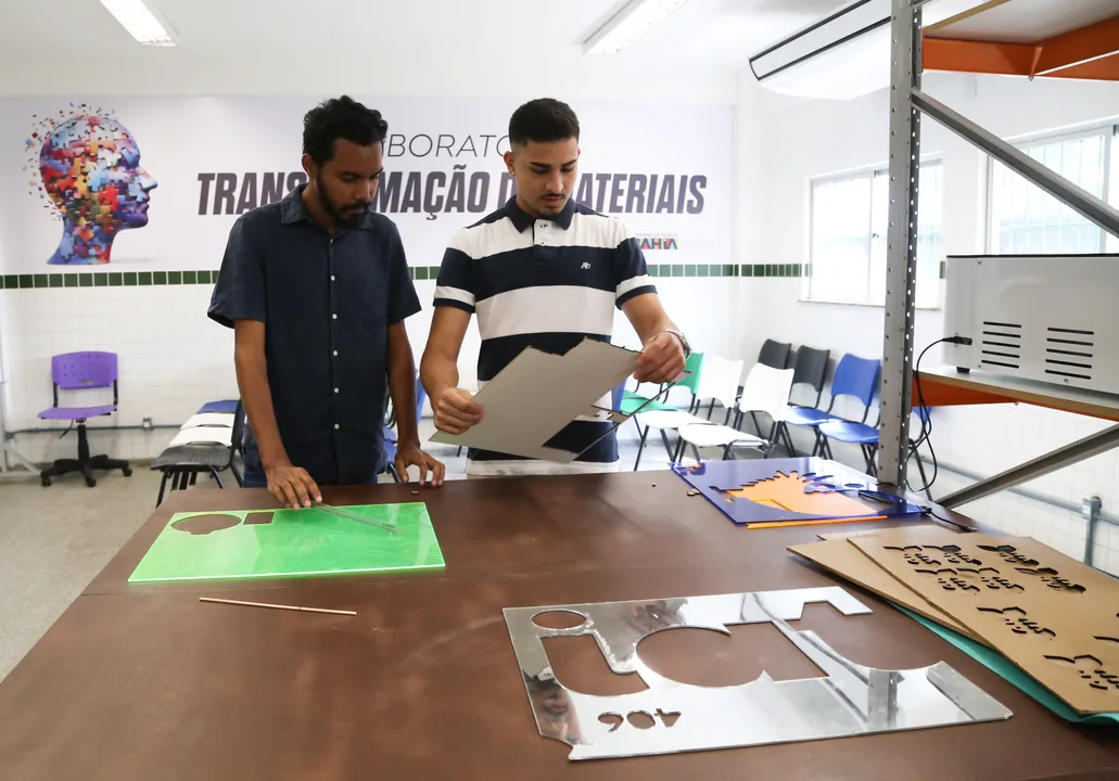 Lucas Rego Farias e Jonas Magalhães Silva no Espaço Fazer