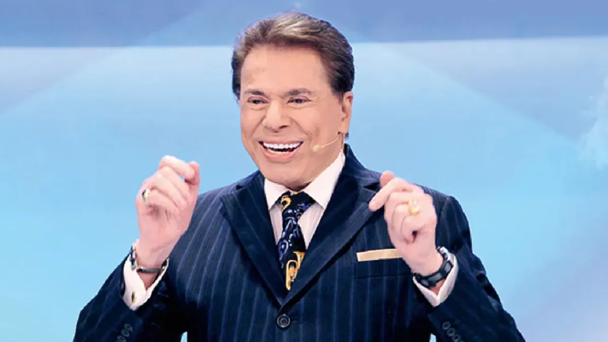 Silvio Santos segue internado em hospital em SP