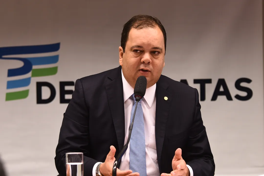 Elmar Nascimento elogiou ministro Rui Costa (PT)