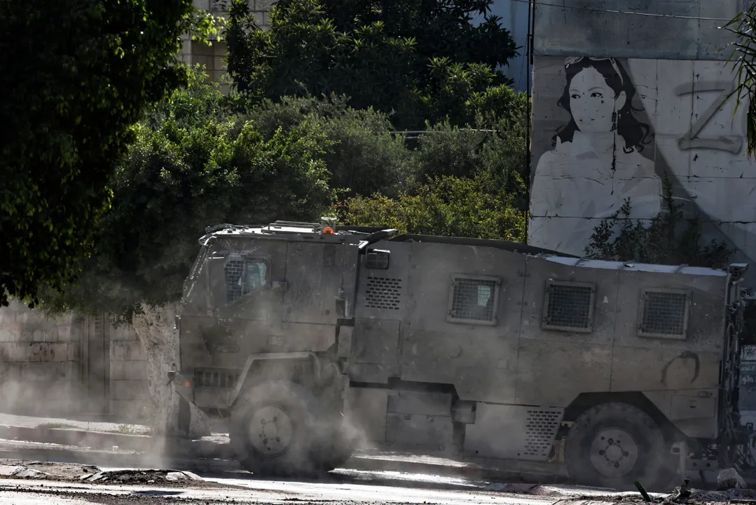 Imagem ilustrativa da imagem Explosão de carro em cidade do centro de Israel deixa quatro mortos