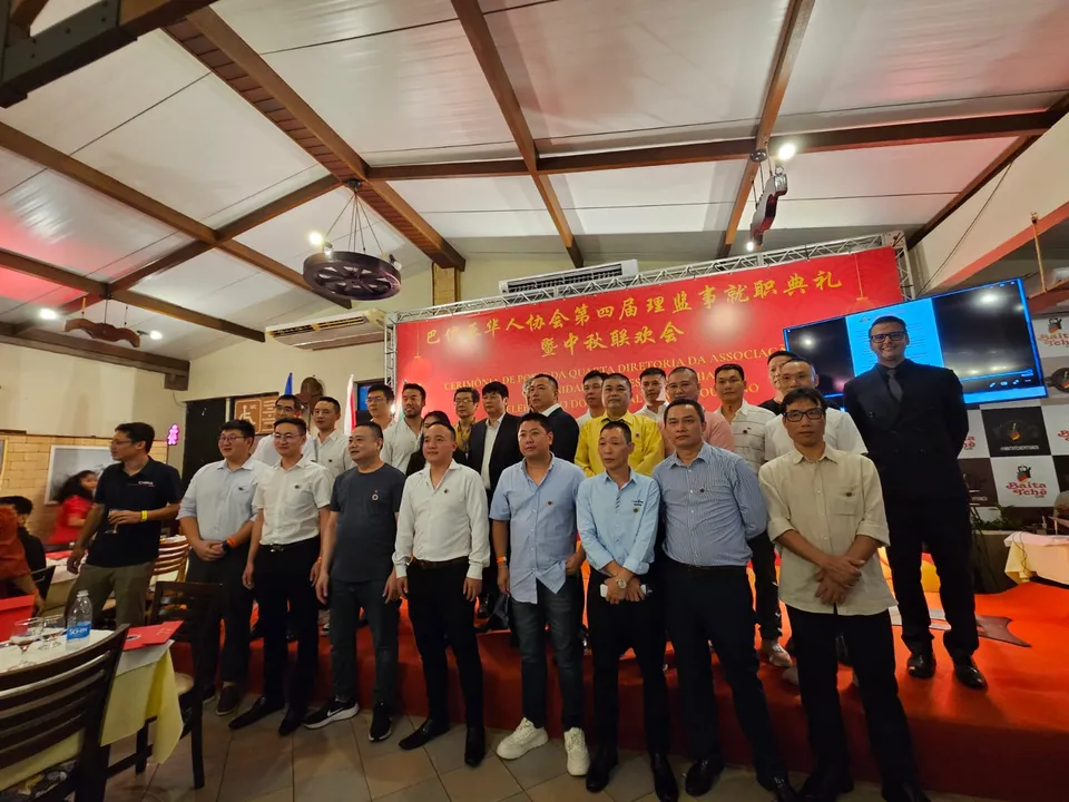 Membros da comunidade Chinesa e autoridades locais se reuniram no Restaurante Baita Tchê Grill Pituaçu, neste domingo (15).