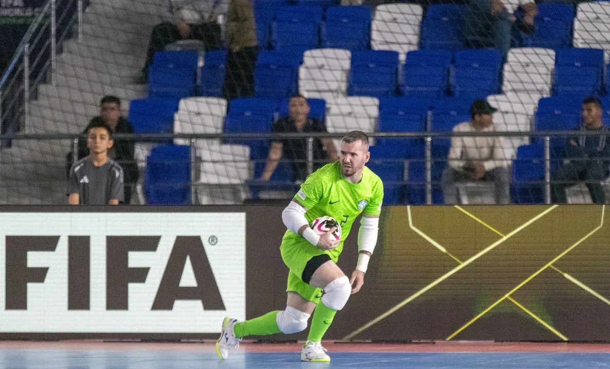 Roncaglio é um dos goleiros da Seleção Brasileira de Futsal na Copa do Mundo da categoria