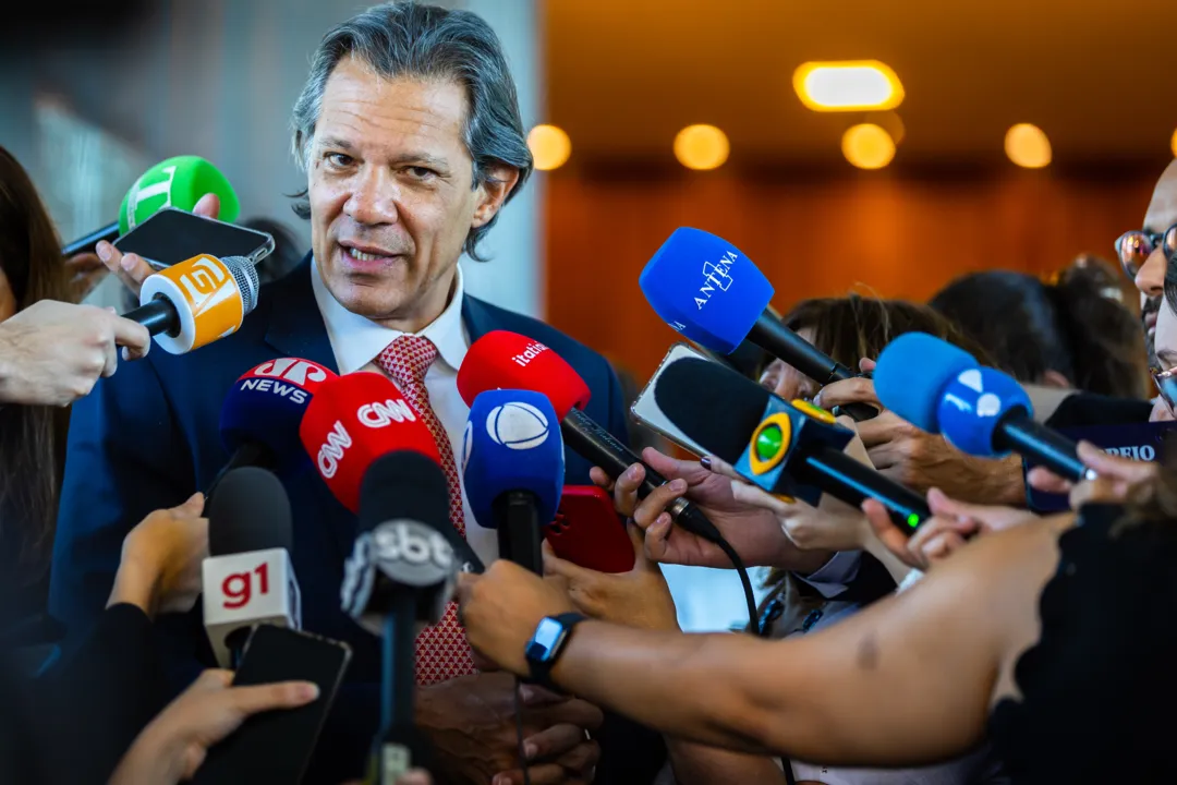 Ministro da Fazenda, Fernando Haddad falou com a imprensa local sobre a carta