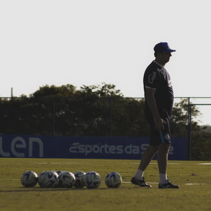 Ceni completou um ano à frente do Bahia nesta segunda-feira, 9