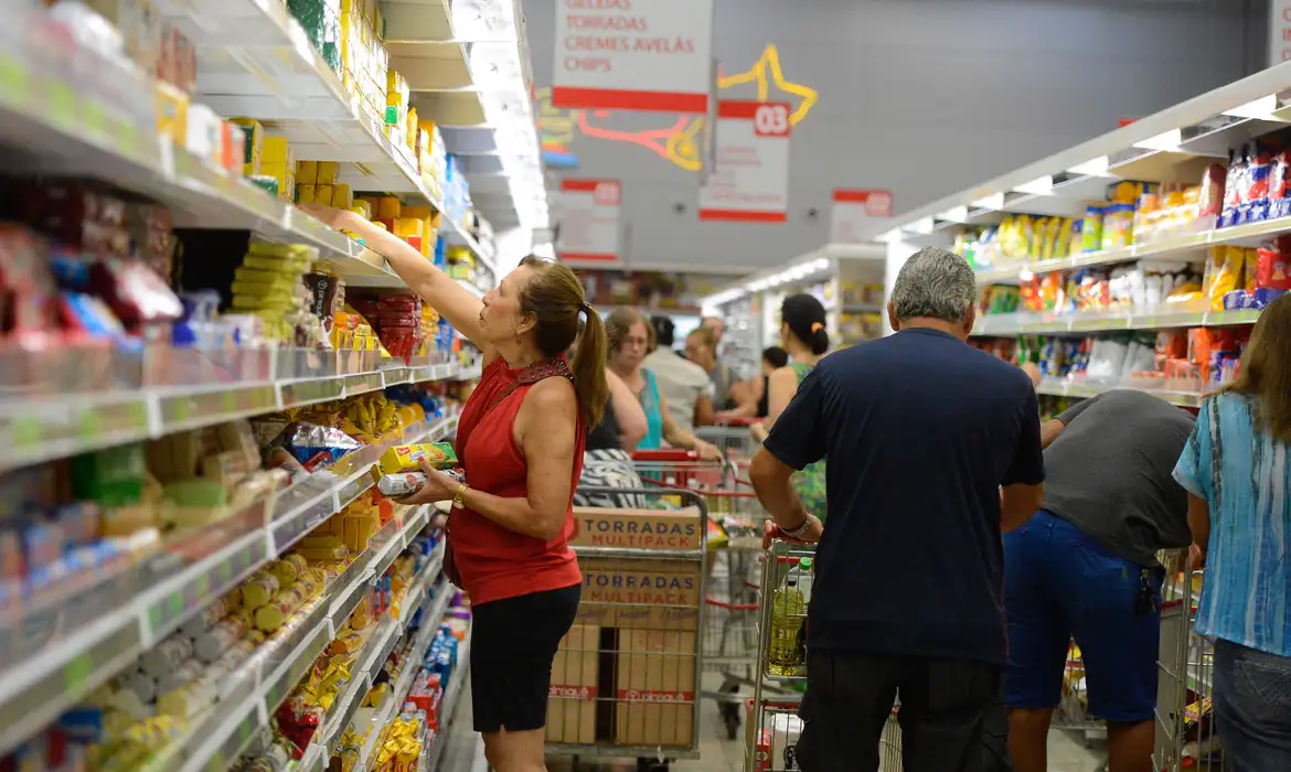 Os dados são do Indicador Ipea de Inflação por Faixa de Renda, divulgado nesta quinta-feira, 12