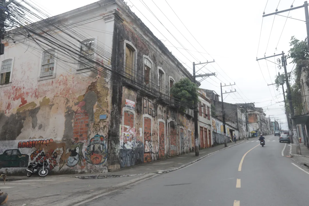 Casario colonial entre a Lapinha e o Santo Antônio Além do Carmo.