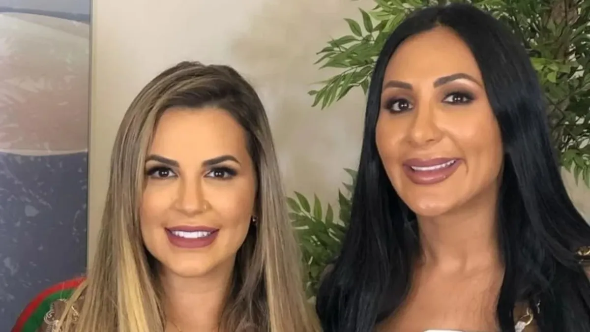 As irmãs Deolane e Dayanne Bezerra