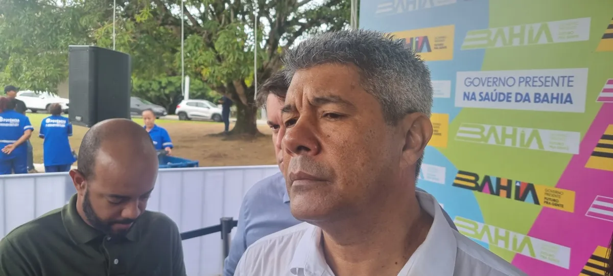 Governador fez duras críticas a Zé Ronaldo e a Colbert Martins