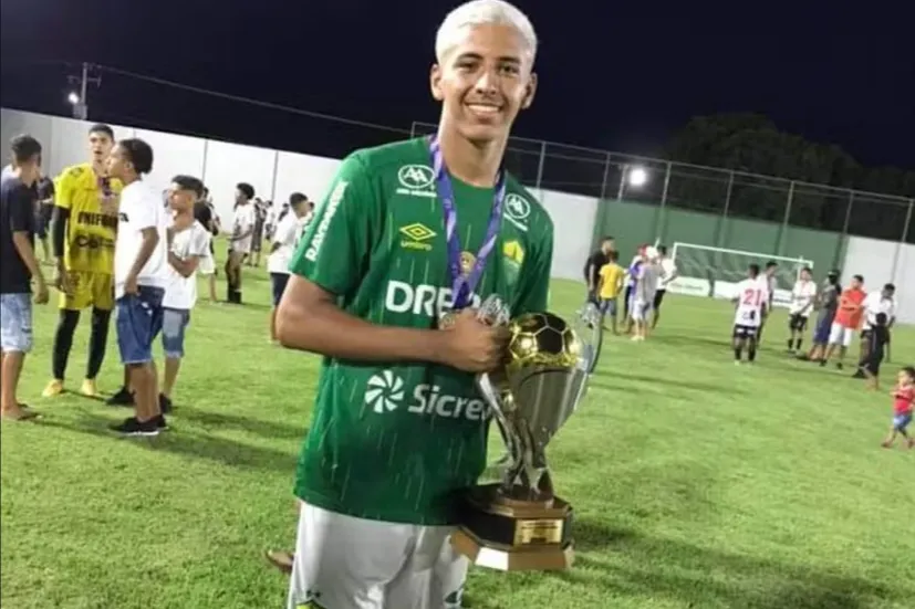 Brenno Henrique durante sua passagem pela base do Cuiabá