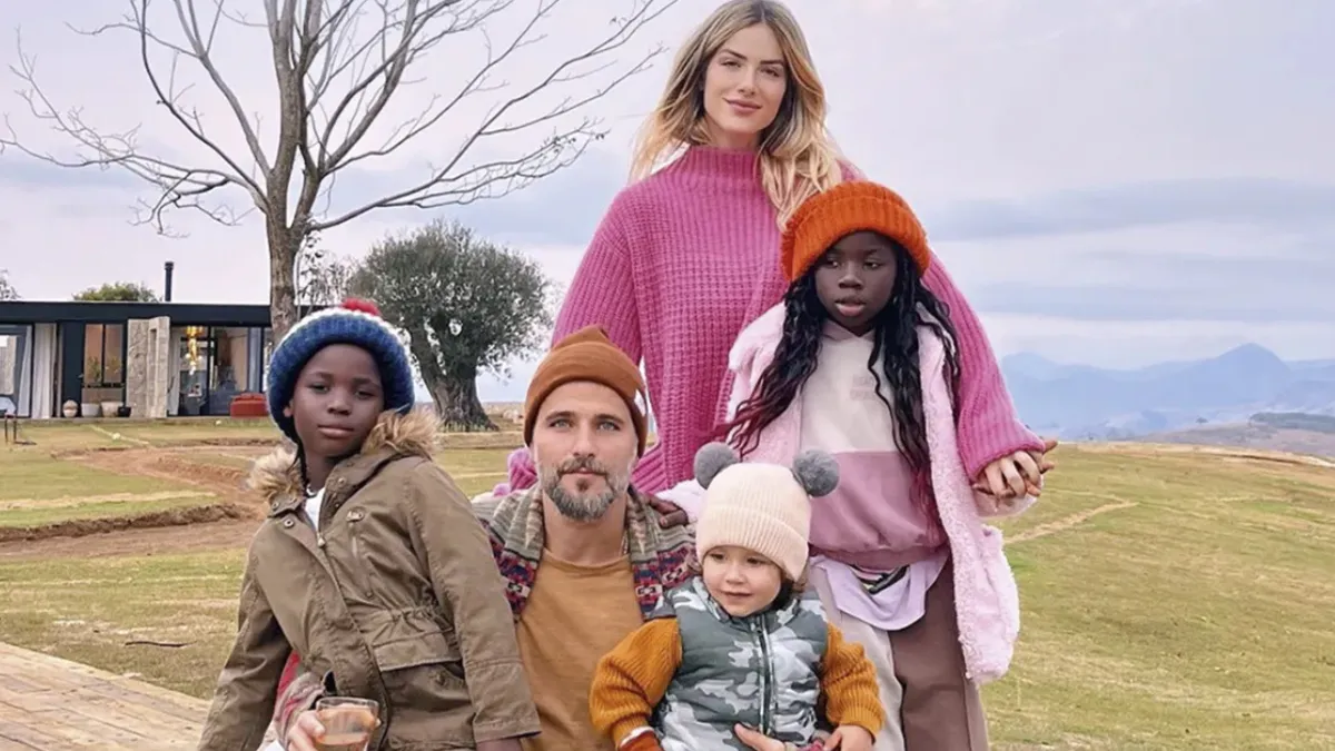 Filhos de Giovanna Ewbank e Bruno Gagliasso foram alvos de racismo