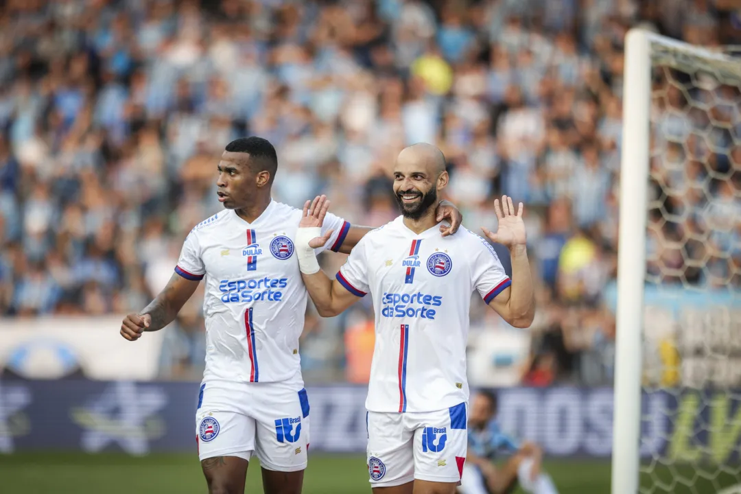 Destaque do Bahia, Thaciano não comemorou os dois gols por respeito ao Grêmio