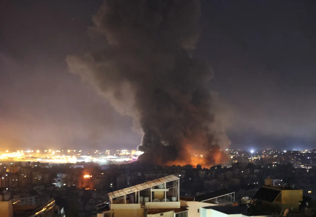 Área perto de aeroporto de Beirute é atacada