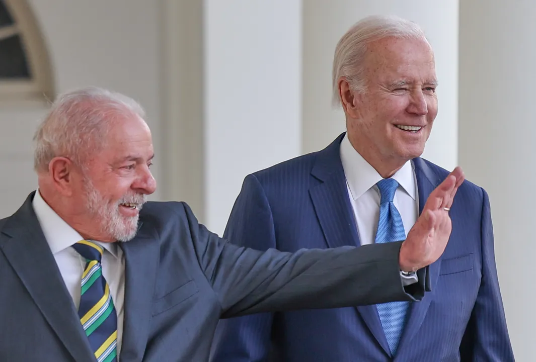 Lula fala sobre conversa com Biden