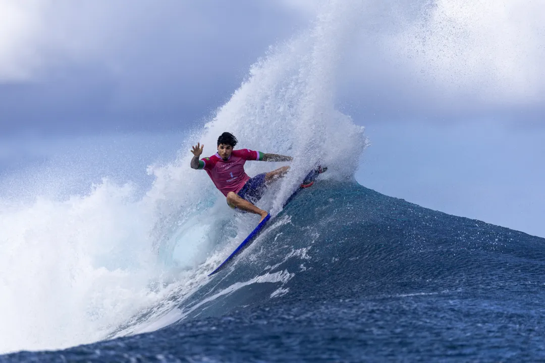 Gabriel Medina conquistou a medalha de bronze nesta segunda-feira, 5