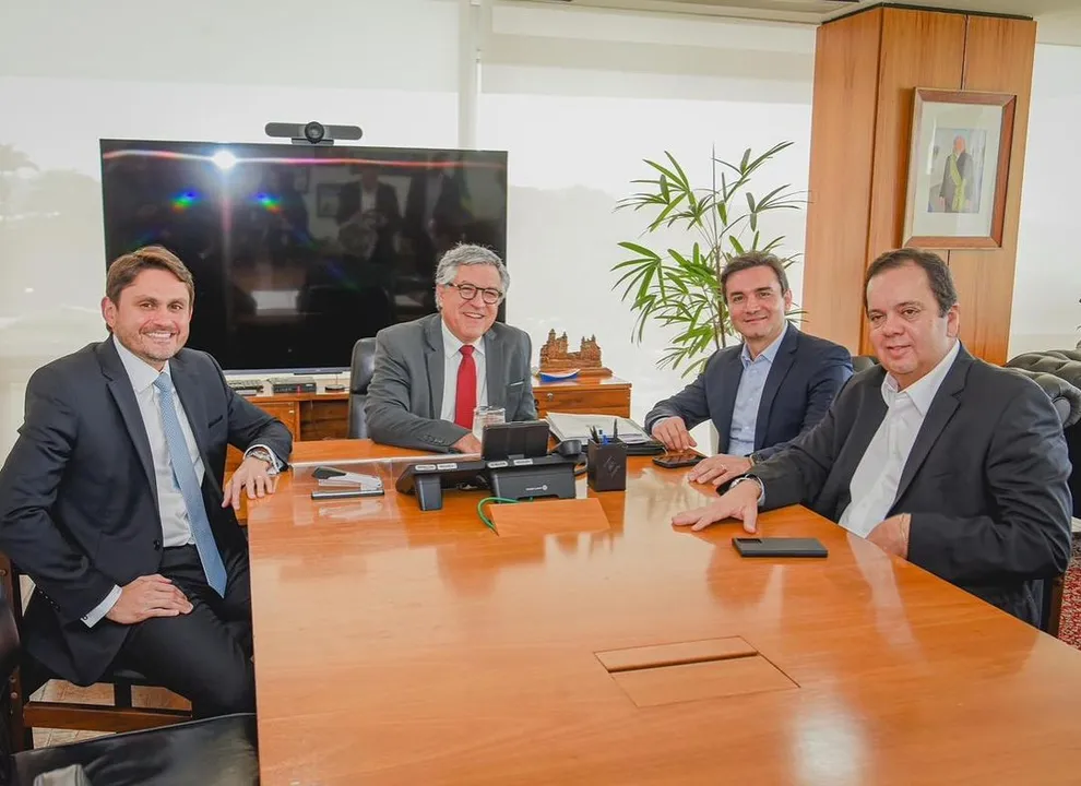 Baiano esteve no Planalto despachando com os ministros de Lula