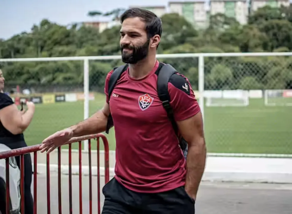 Muriel ainda não perdeu com a camisa do Vitória