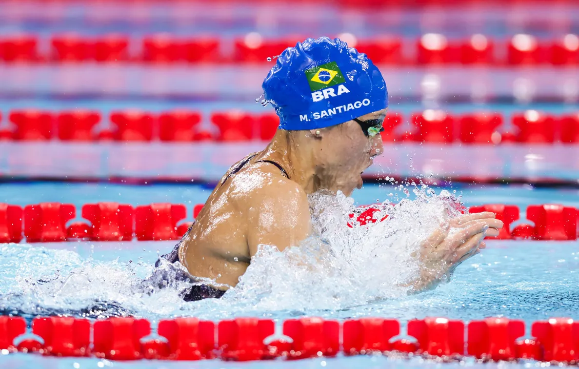 Carol Santiano na final dos 100m peito