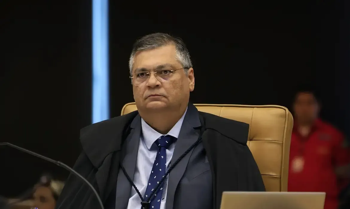 Após a aposentadoria da ministra Rosa Weber, relatora original do caso, Flávio Dino assumiu a condução do caso