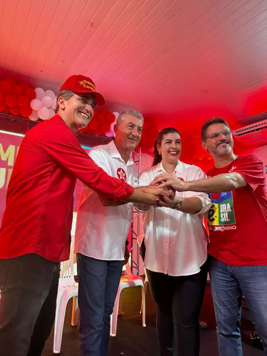 Dezenas de candidatos ao Legislativo participaram da convenção, que reuniu apoiadores e lideranças estaduais e locais