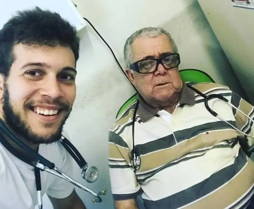 Tancredo Neves Feliciano estagiava de forma irregular com seu pai, Arylton Arruda