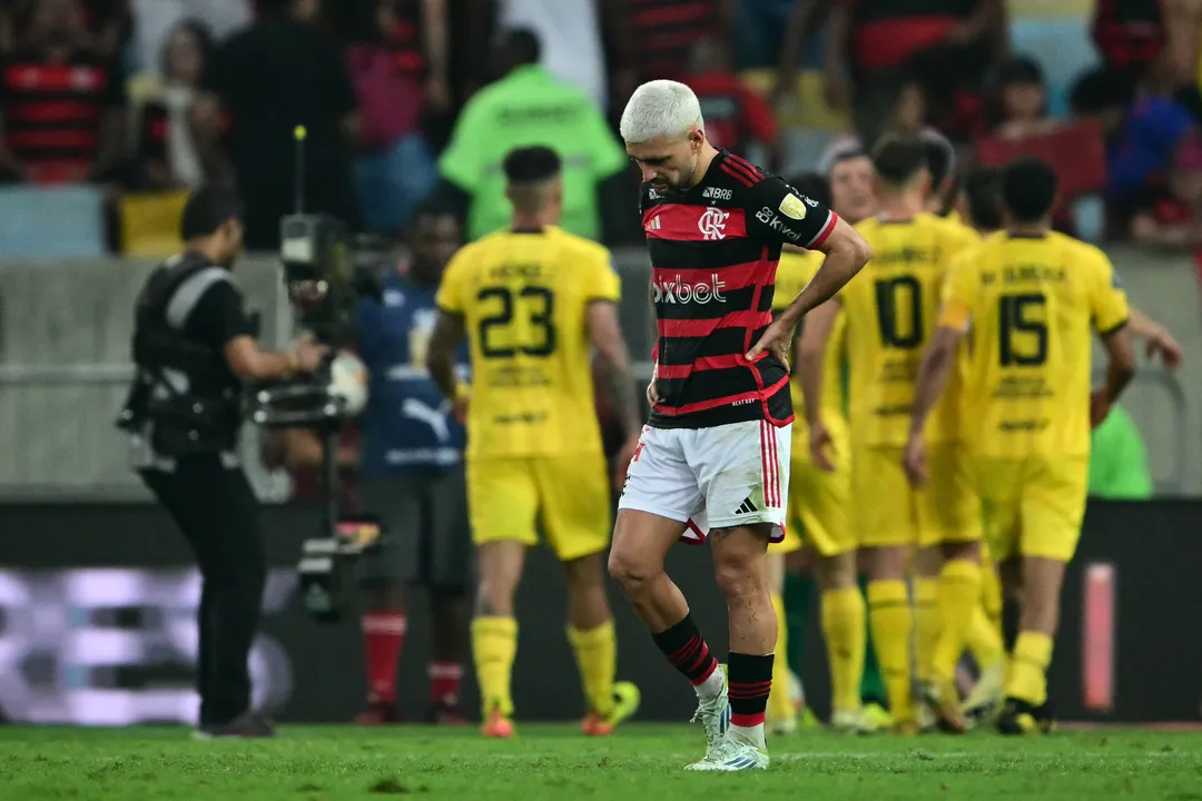 Confronto entre Flamengo e Peñarol